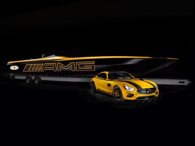 Скоростная лодка Mercedes-AMG GT S